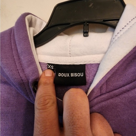 Doux bisou madeline Renee purple cropped hoodie size xs - Picture 2 of 3